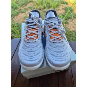 karhu fusion 4.0 Mens 12.5 Grey lunar rock/ tumeric